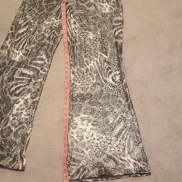 Janine Elegant Gray/silver Leopard Jumpsuit Sz M - Picture 8 of 9